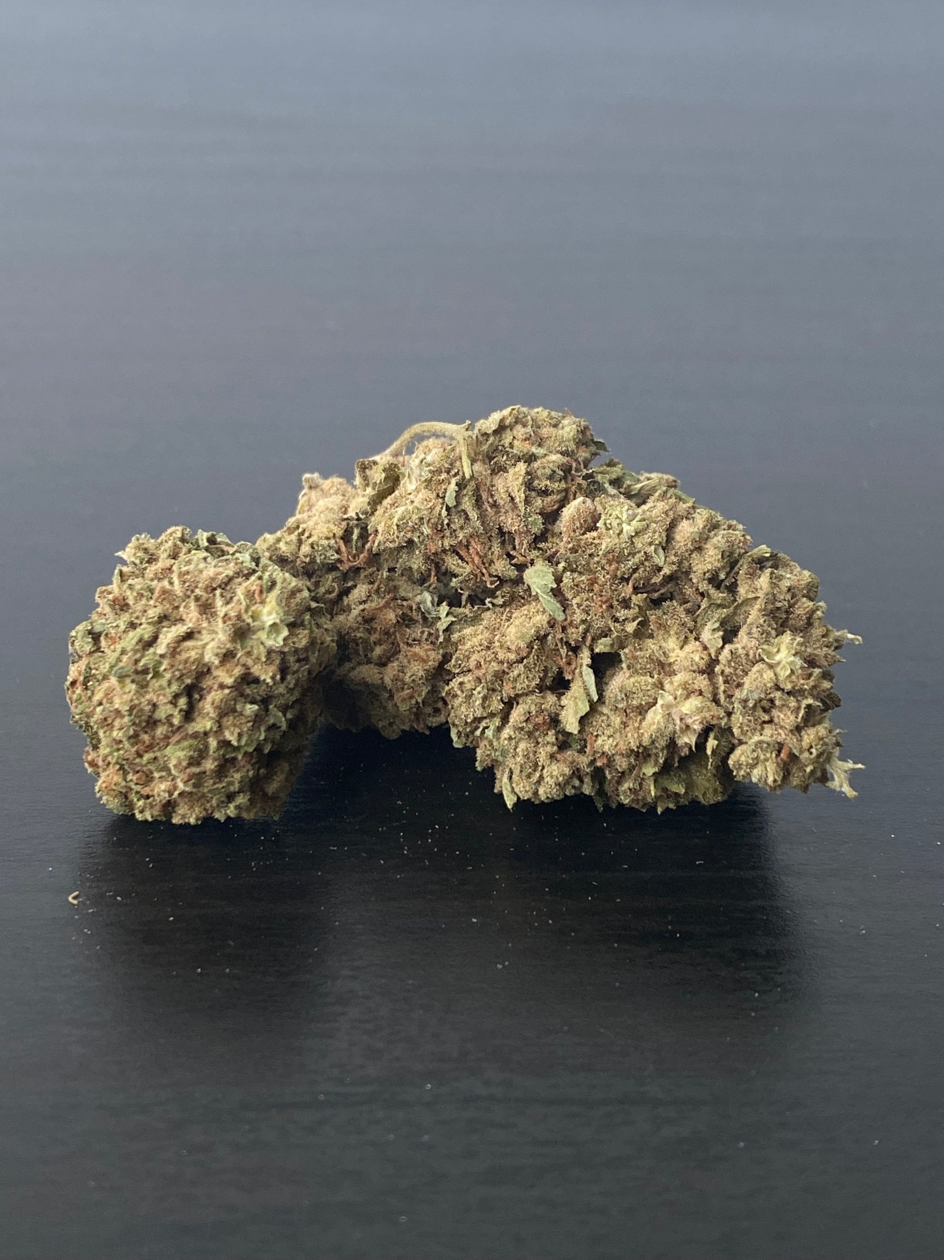 CBD WIET Banana kush waarmee je een joint kan draaien. Onze CBD word vanuit nederland verstuurd.